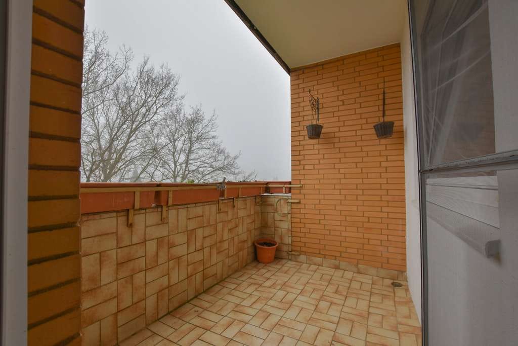 Immobilie in Isernhagen - KUNZE: gut geschnittene Wohnung mit großem Wohnzimmer und Balkon in Altwarmbüchen - Bild 4