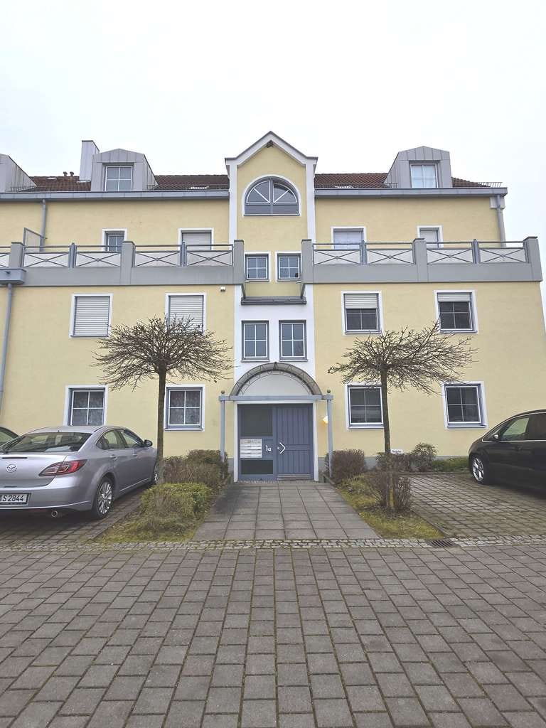 Immobilie in Langweid am Lech - Langweid: Top 3-Zi.-Wohnung mit Westbalkon in sonniger Lage, ca.  82,50  m² Wfl. - Bild 0
