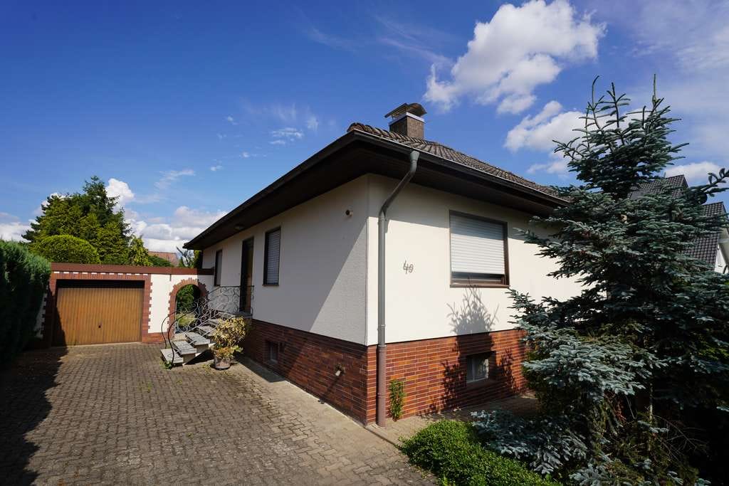 Immobilie in Schaafheim - Willkommen in Ihrem neuen Zuhause-ein Bungalow mit viel Platz und vielseitigen Nutzungsmöglichkeiten - Bild 0