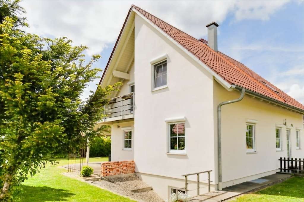 Immobilie in Hiltenfingen - Ansprechendes Haus in ökologischer Bauweise - Bild 4