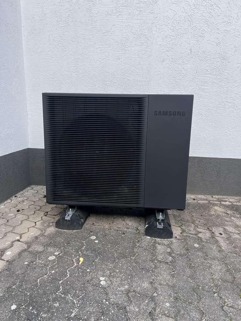 Immobilie in Ammerndorf - Zweifamilienhaus mit Wärmepumpe - provisionsfrei - - Bild 2
