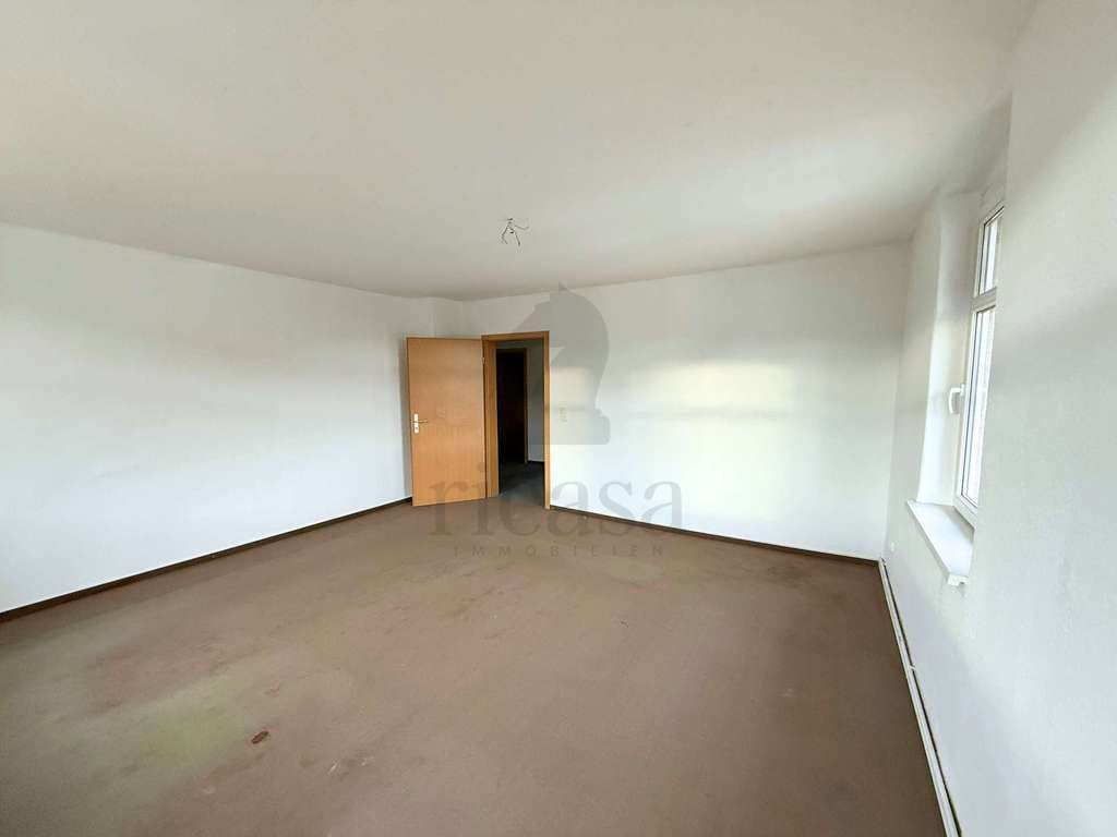 Immobilie in Burkhardtsdorf - Kapitalanlage im Erzgebirge - geräumige 2-Raumwohnung mit Entwicklungspotential - Bild 2
