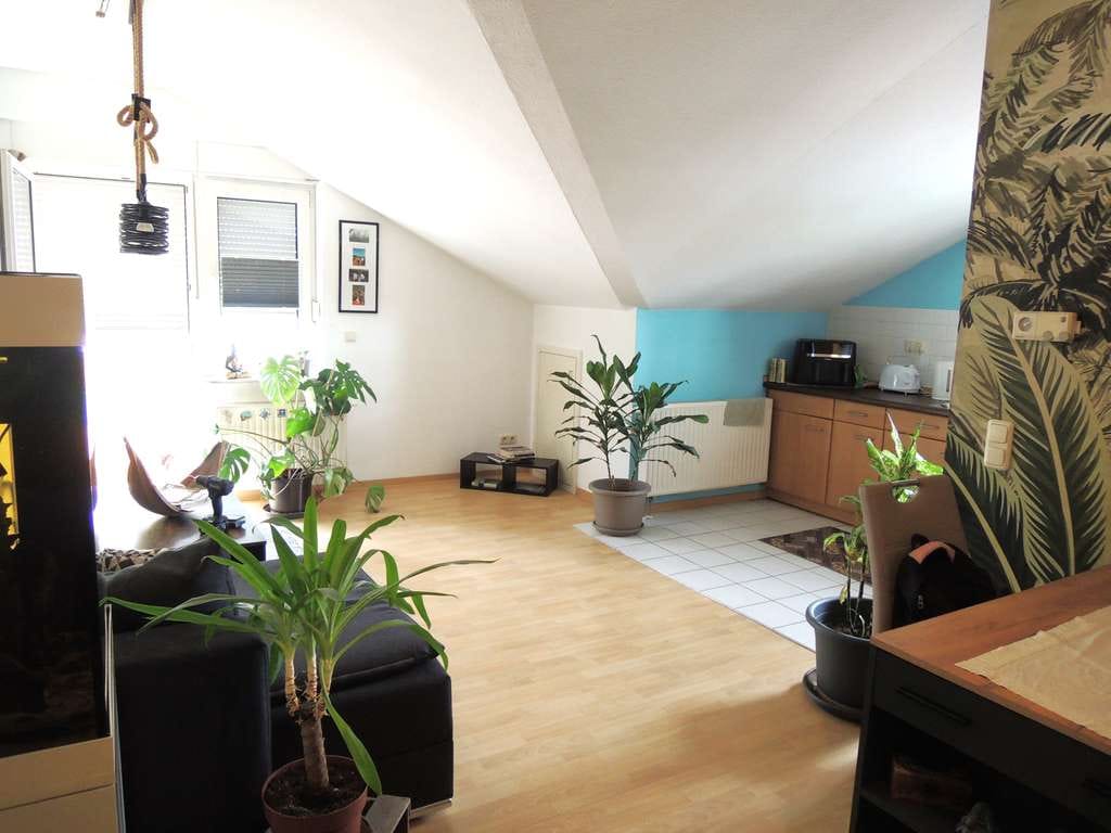 Immobilie in Petersberg - Gemütliche Dachgeschosswohnung - Bild 0