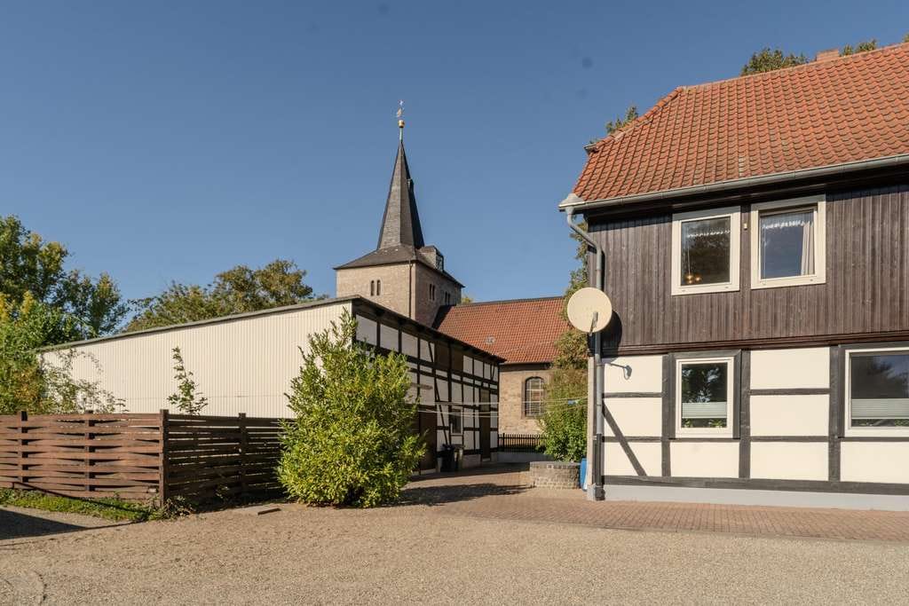 Immobilie in Salzgitter - 3-Zimmer-Eigentumswohnung mit eigenem Garten und Carport - Bild 2