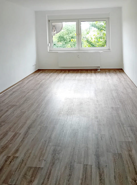 Immobilie in Aland - Mehrfamilienhaus mit 5 Wohneinheiten mit PV-Anlage - Bild 2