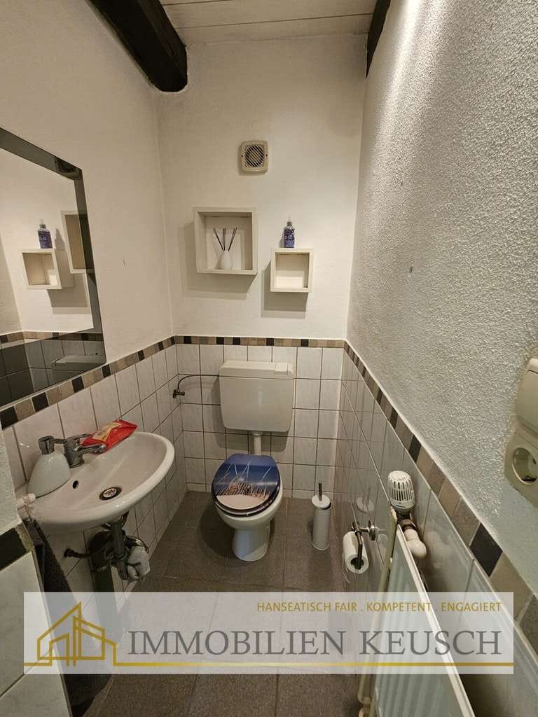 Immobilie in Zeven - EFH mit Traumgarten & unverbaubarem Blick ins Grüne, Ausbaupotential + Carport - Bild 3