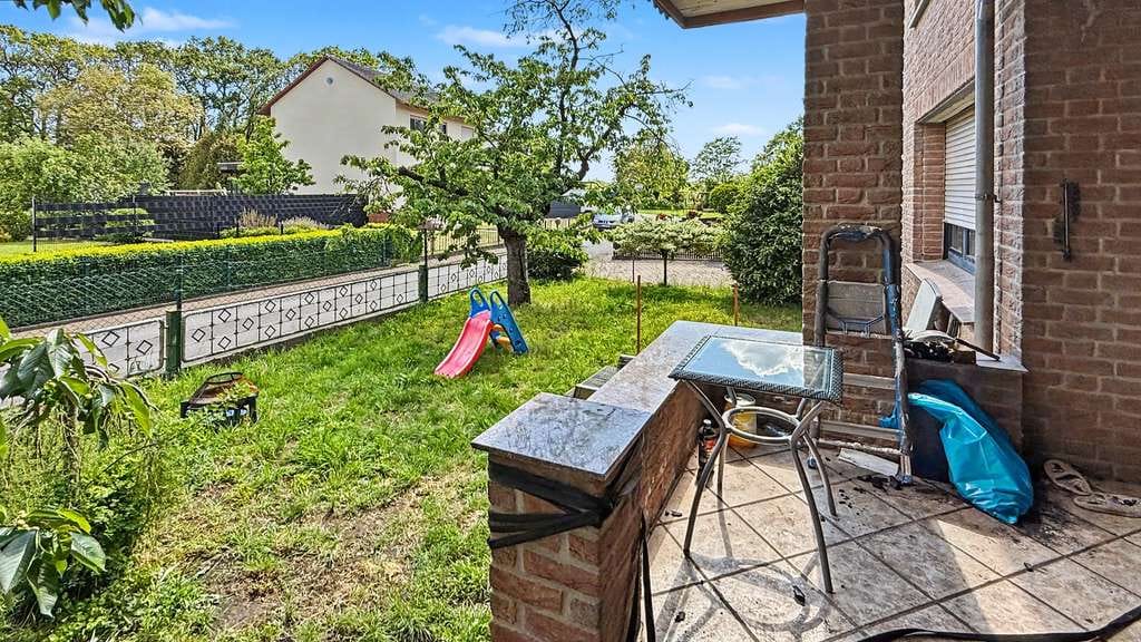 Immobilie in Espelkamp - Zweifamilienhaus mit Potenzial: Wohnen, Vermieten oder beides in ruhiger Lage von Espelkamp - Bild 1