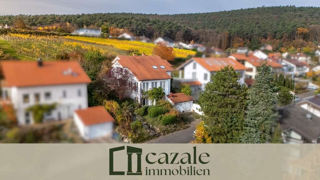 Immobilie in Gleiszellen-Gleishorbach - Luxuriöses Architektenhaus in Split-Level-Bauweise mit malerischem Blick über die Rheinebene - Bild 0