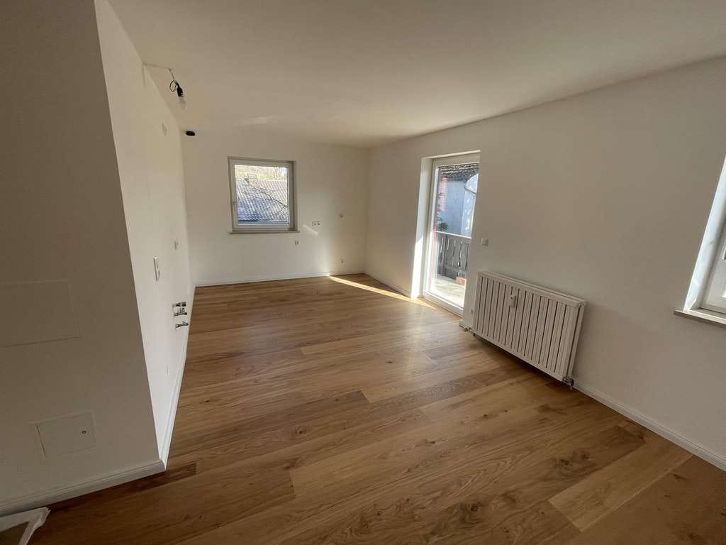 Immobilie in Glonn - Zentrale 3 1/2 Zimmer Wohnung in ruhiger Lage - Bild 2