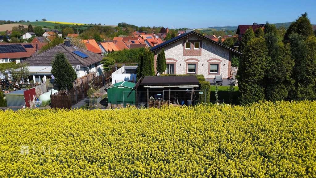 Immobilie in Einbeck - ***Idyllisches Einfamilienhaus in Wenzen - Großzügiges Grundstück direkt am Feld*** - Bild 2