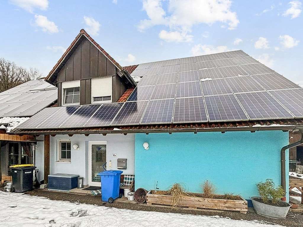 Immobilie in Burghaslach - Großzügiges fast autarkes Einfamilienhaus mit Stellplätzen in Burghaslach nähe Geiselwind - Bild 0