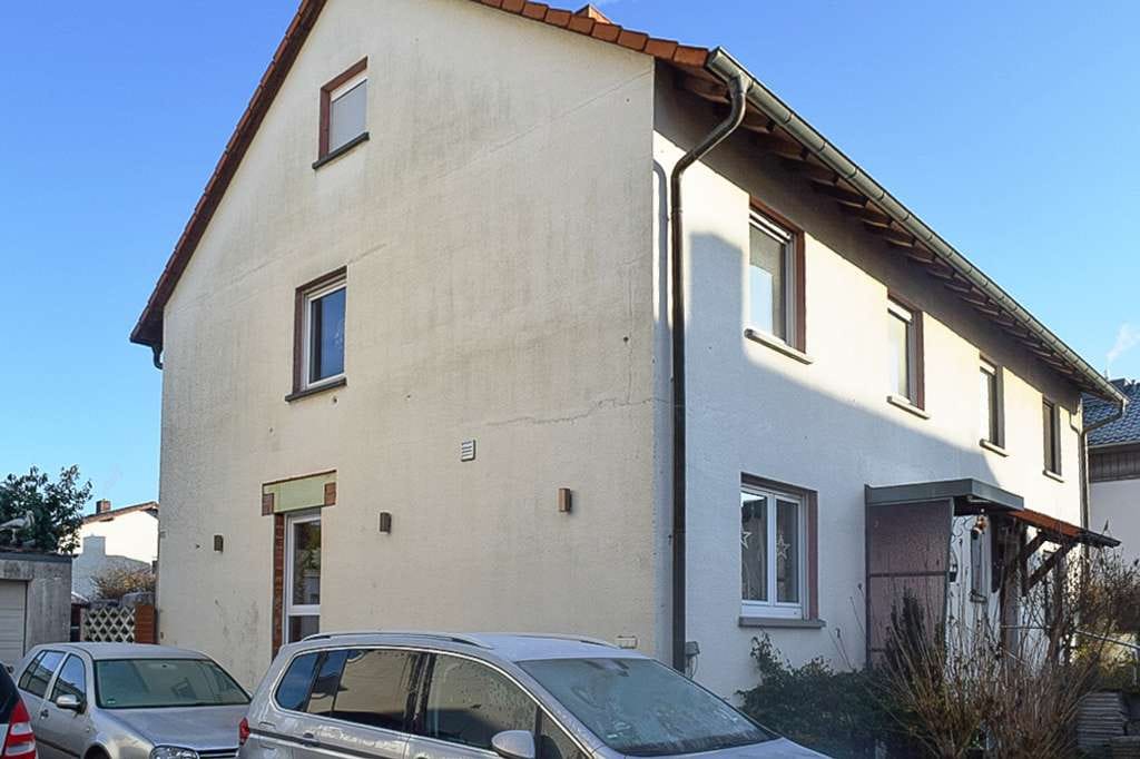 Immobilie in Bruchköbel - Doppelhaushälfte - günstig - nur Zwangsversteigerung- keine Käuferprovision! - Bild 1