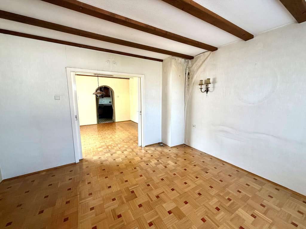 Immobilie in Schifferstadt - Anwesen mit viel Potenzial und Charme - Haus im Dornröschenschlaf - Bild 4