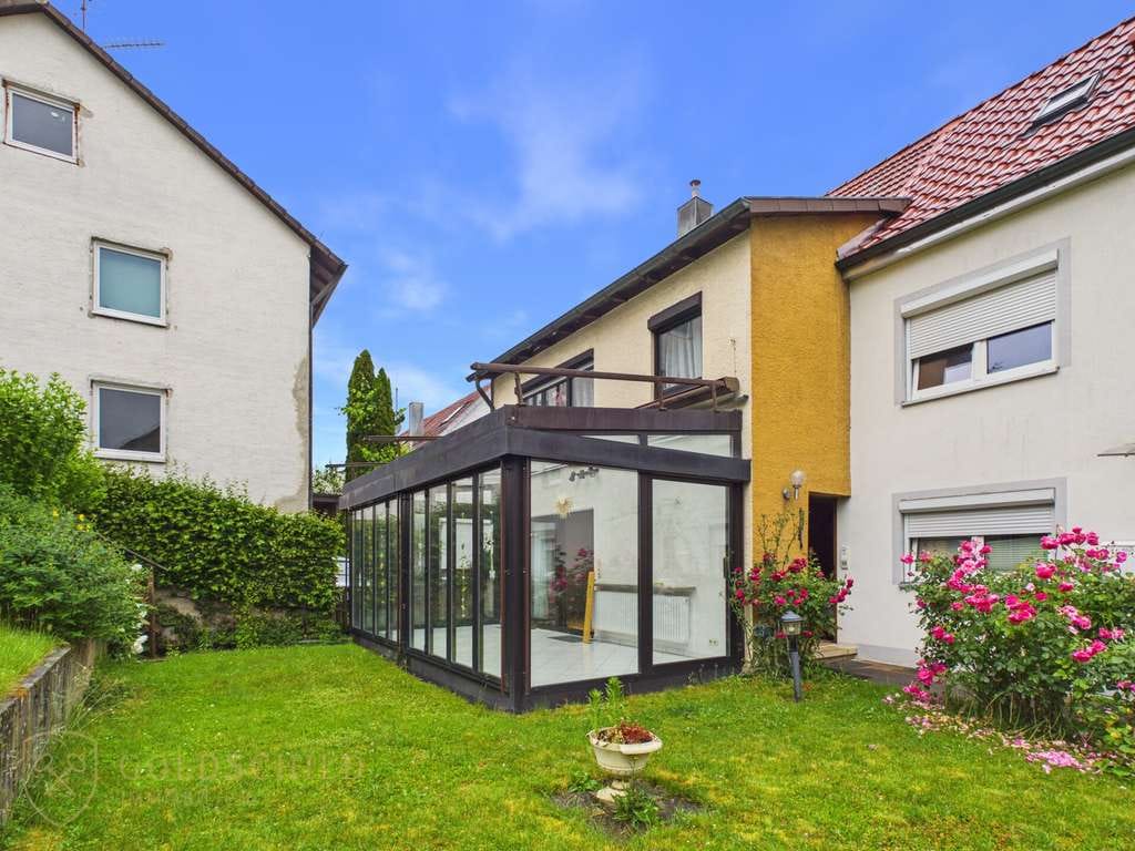 Immobilie in Baltmannsweiler - Charakterstarke Doppelhaushälfte mit Garten, Sauna & Wintergarten | Baltmannsweiler - Bild 0