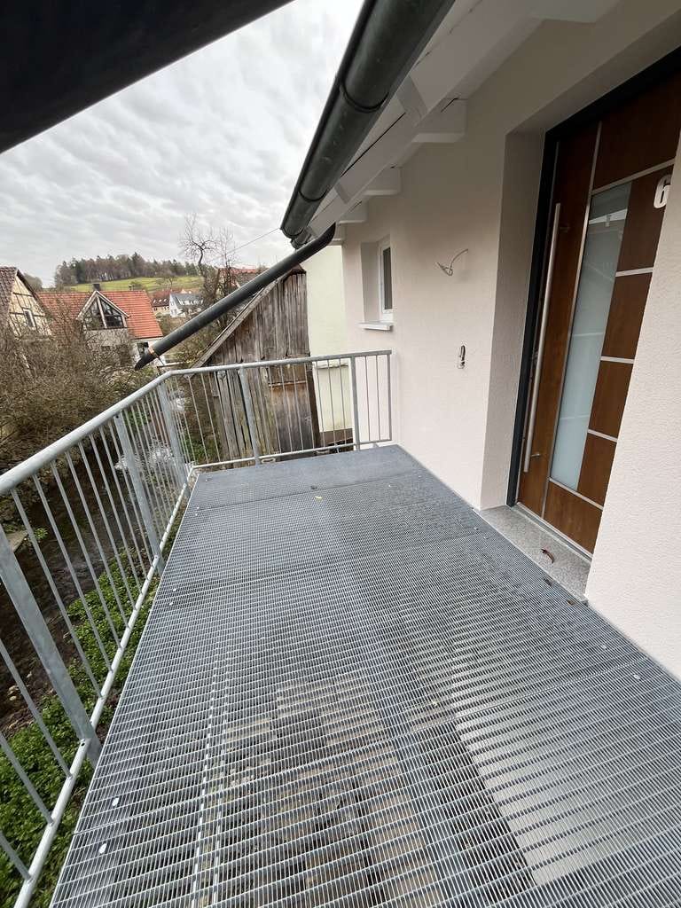 Immobilie in Trochtelfingen - Erstbezug nach Kernsanierung – Stilvolle 2 Zimmerwohnung - Bild 1