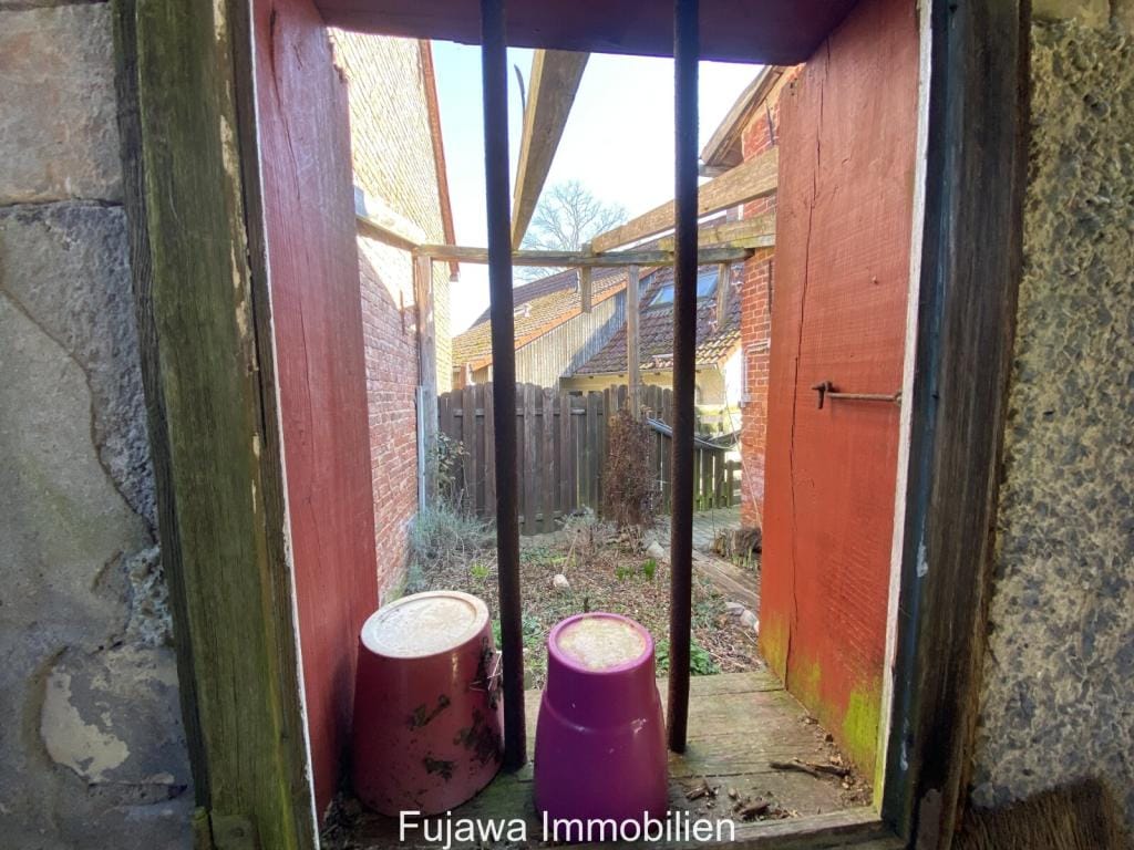 Immobilie in Wittstock/Dosse - sanierungsbedürftiges Haus mit Garage und Nebengebäude günstig zu verkaufen - Bild 3