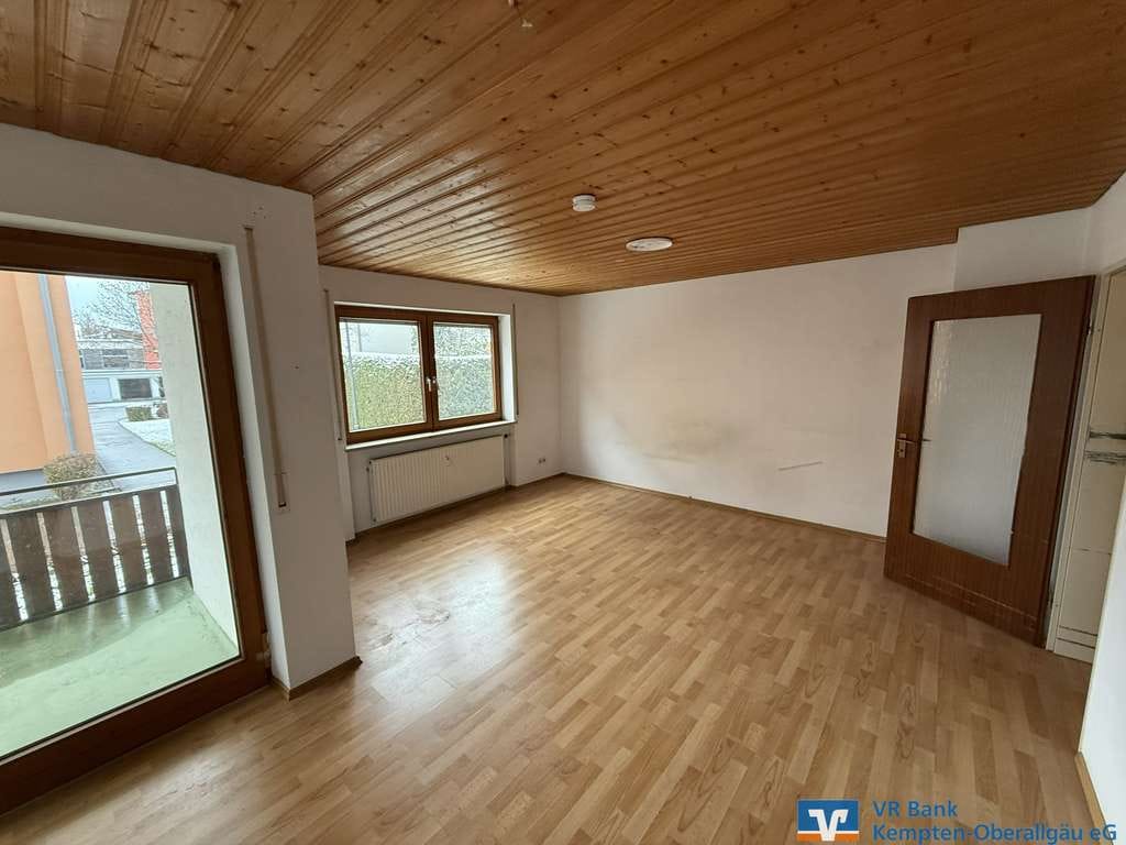 Immobilie in Waltenhofen - Interessante, freie 2-Zimmer-Wohnung zum Modernisieren in Waltenhofen-Hegge - Bild 1
