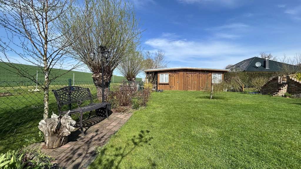 Immobilie in Satow - Familienidyll mit Garten und Kamin  - Bild 2