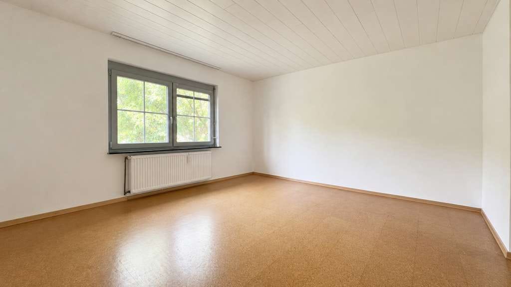 Immobilie in Imsbach - Familienfreundliches Ein - Zweifamilienhaus mit Garten und Balkon - Bild 4