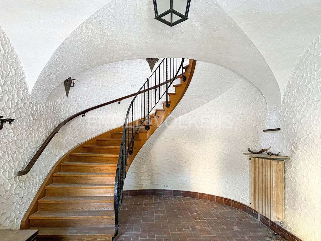 Immobilie in Steingaden - Unternehmer & Investor gesucht für ehemalige Villa mit großem Gartengrundstück im historischen Kl... - Bild 2