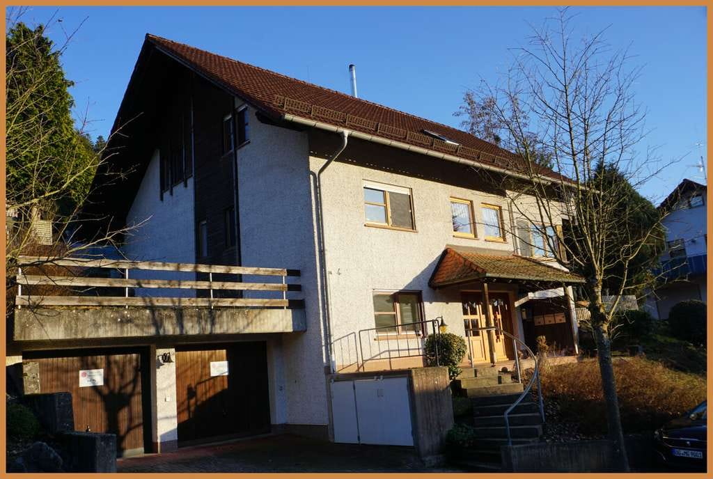 Immobilie in Nordrach - Ankommen und Wohlfühlen – Charmante 2-Zimmer-Wohnung mit Garten in ruhiger Hanglage von Nordrach! - Bild 1