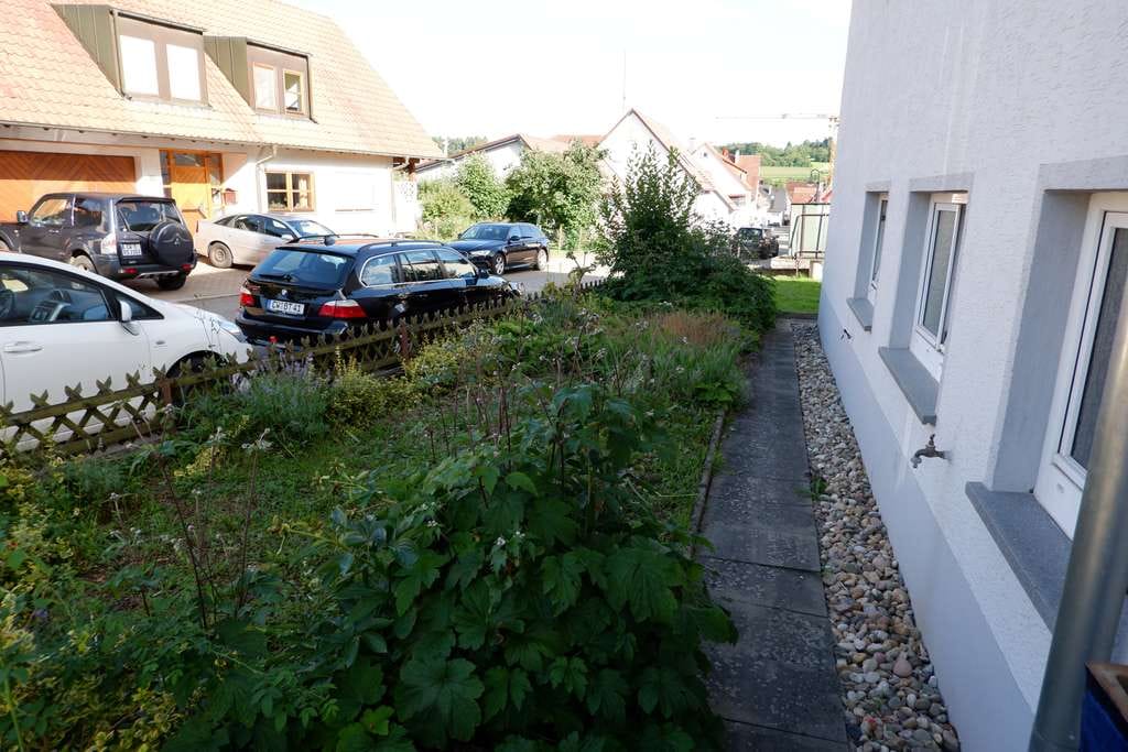 Immobilie in Gechingen - Gepflegtes 3 Fam. Generationenhaus mit Garten und 2 Garagen in 75391 Gechingen, KP: 695.000€ - Bild 4
