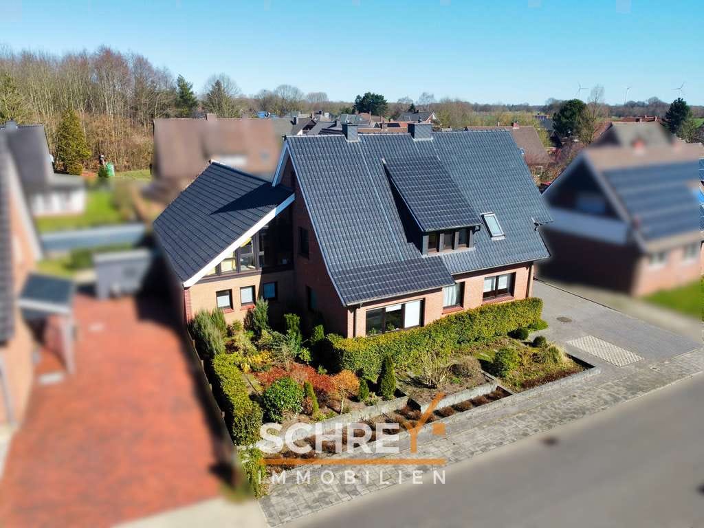 Immobilie in Bersenbrück - Viel Platz für Ihre Wohnideen – Zweifamilienhaus mit über 266 m² - Bild 0