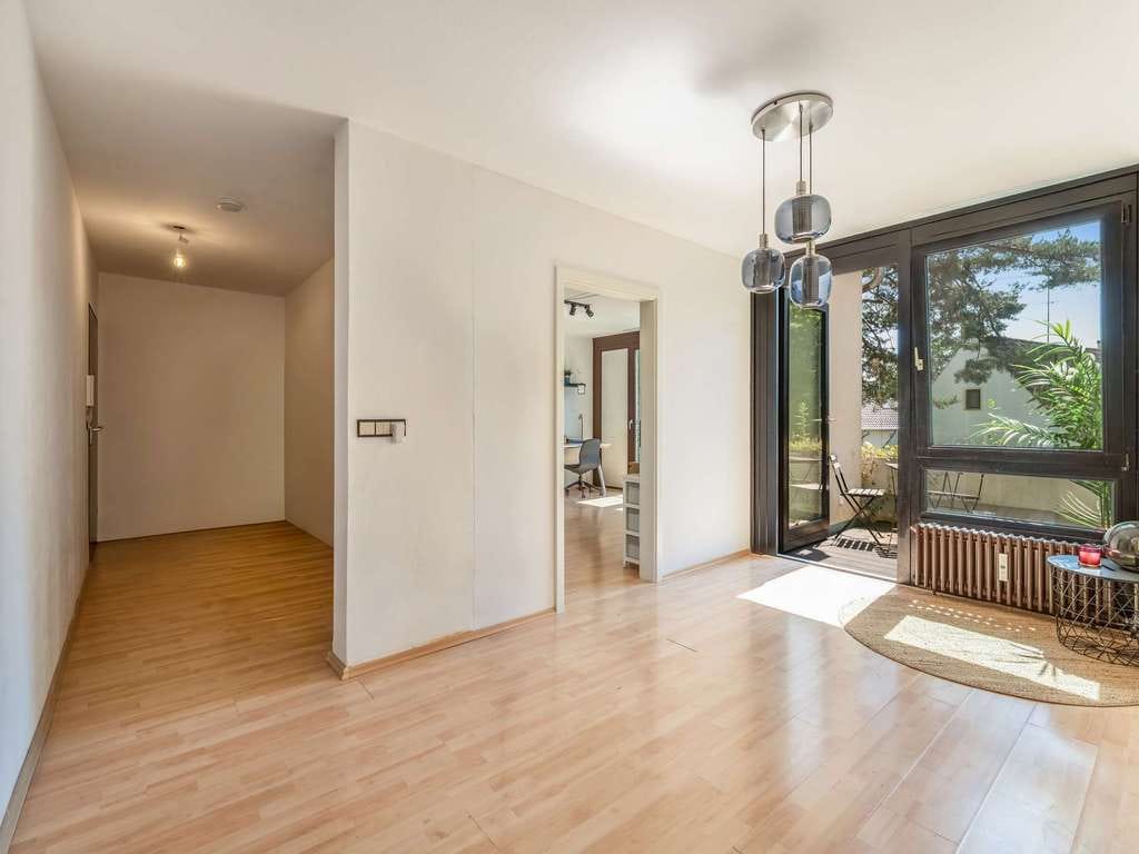Immobilie in Neubiberg - Großzügiges Wohnen in Neubiberg: 3 Schlafzimmer, großer Wohn-Ess-Bereich & Südwestbalkon - Bild 0