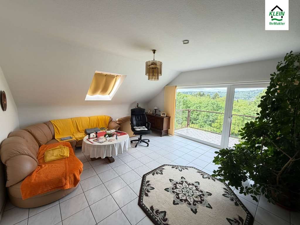 Immobilie in Rheinbreitbach - Ruhige 3 Zimmer Wohnung mit traumhaften Blick ins Grüne - Bild 3