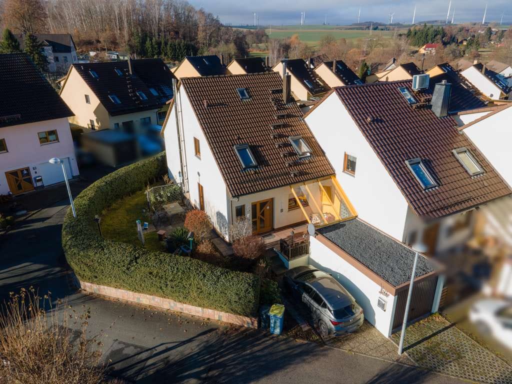Immobilie in Gersdorf - Immobilie in sehr guter Wohnlage - Reihenendhaus mit Keller und Garage in Gersdorf - Bild 3