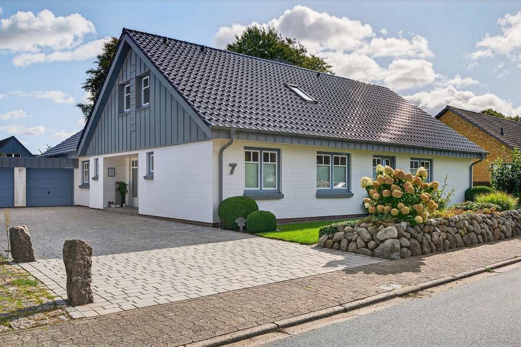 Immobilie in Schafflund - Viel Platz zum Wohnen, Arbeiten und Wohlfühlen - Familienparadies in Schafflund zu verkaufen - Bild 1