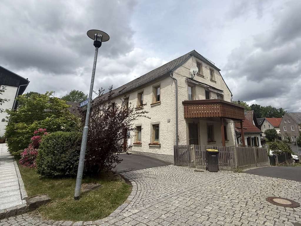 Immobilie in Selb - Selb: Großzügige Eigentumswohnung mit Scheune - Bild 1