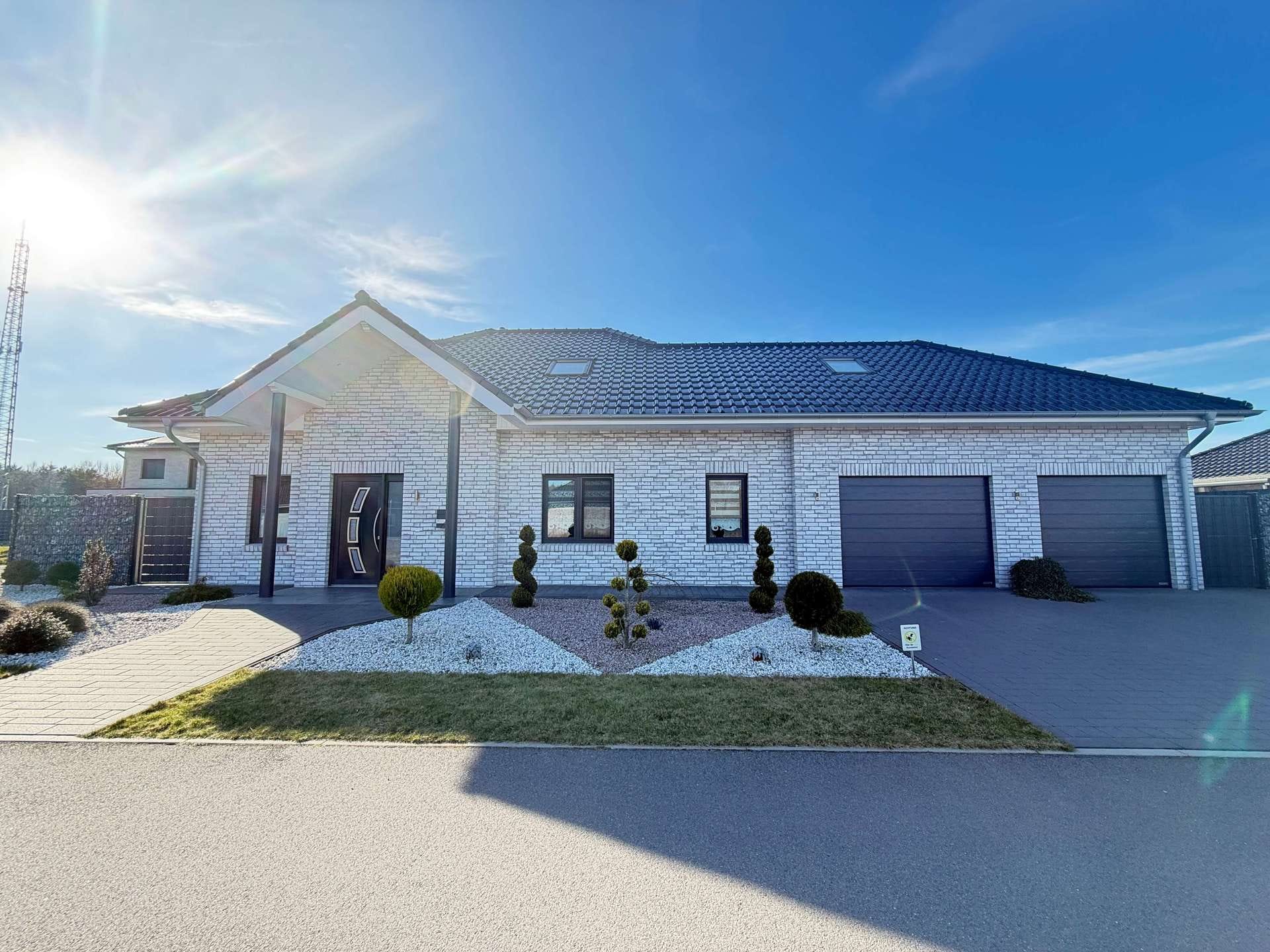 Immobilie in Lathen - Käufer Provisionsfrei! Modernes Wohngefühl auf höchstem Niveau – Ihr Traum-Bungalow in Lathen - Bild 1