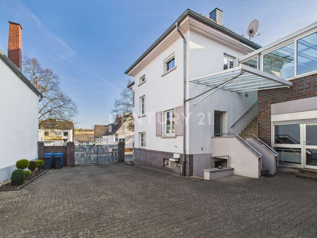 Immobilie in Ober-Ramstadt - Sehr schönes Immobilienensemble auf souveränem Grundstück - Bild 1
