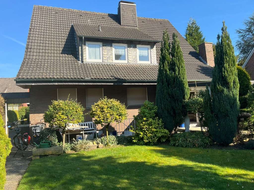 Immobilie in Senden - Familienfreundliches Einfamilienhaus mit Einliegerwohnung und großem Garten sucht neue Besitzer - Bild 0