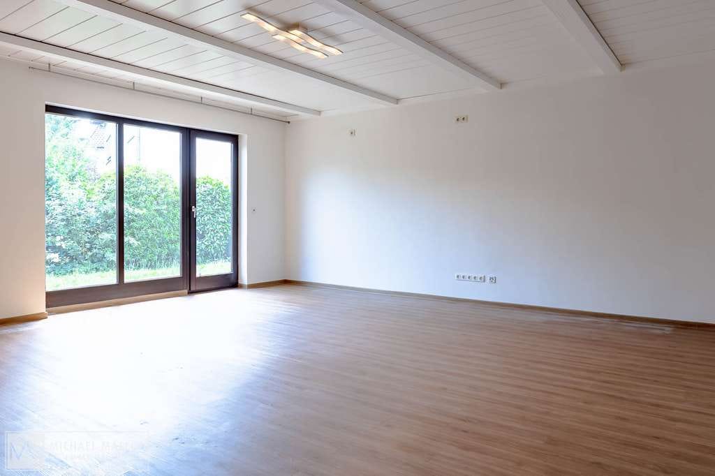 Immobilie in Zwingenberg - Attraktives Zweifamilienhaus in Top-Lage – Separate Eingänge, PV, Ausblick & Lebensqualität - Bild 4
