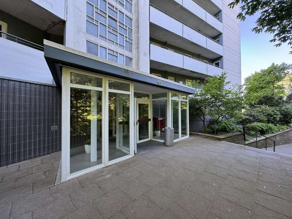 Immobilie in Reinbek - Reinbek - Gut vermietet 2-Zimmer-Wohnung mit traumhaften Weitblick im 15. Stock - Bild 1