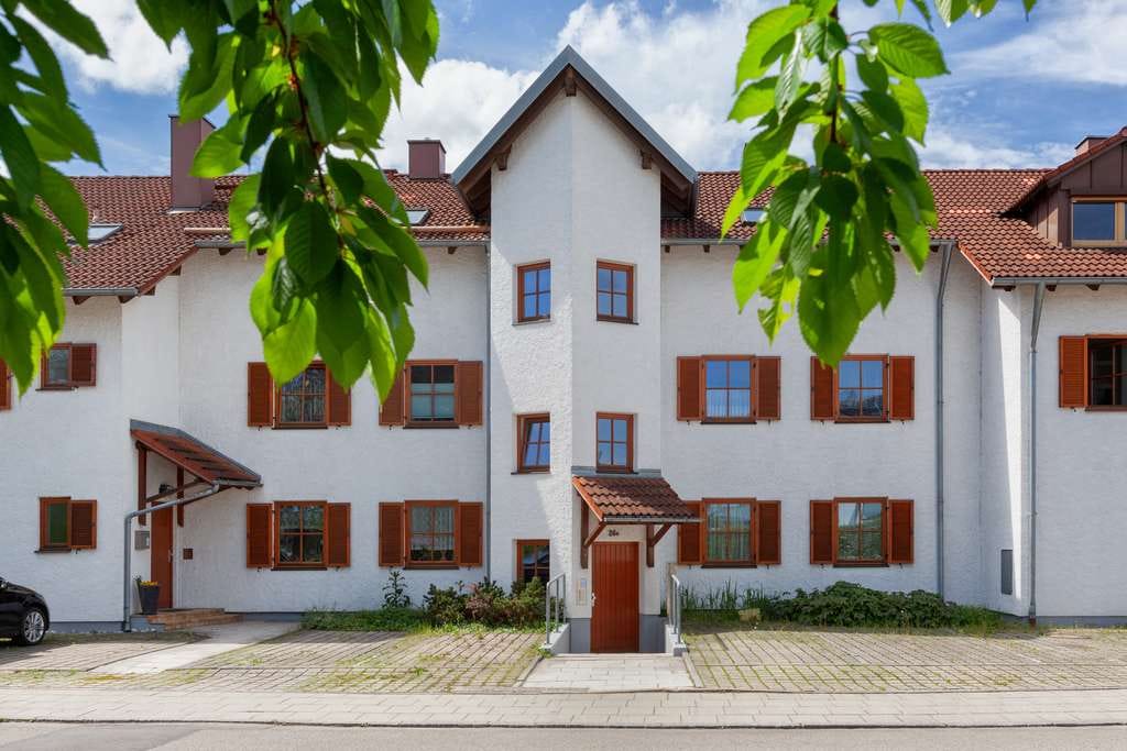 Immobilie in Olching - FBC - Attraktive 2-Zimmer-Dachgeschoss-Wohnung (2. OG) - Bild 0