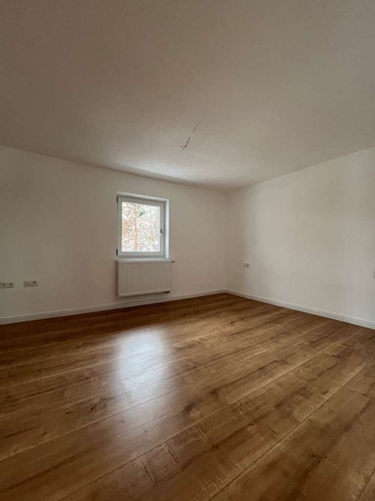 Immobilie in Bad Kohlgrub - Neu sanierte Wohnung mit Balkon in Bad Kohlgrub  ....    ERSTBEZUG ....
 - Bild 4