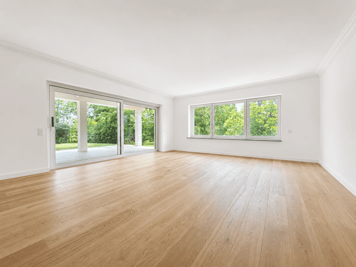 Immobilie in Igensdorf - Energetisch sanierte Villa mit Pool & 3 Garagen auf ruhigem, parkähnlichem Grundstück - Bild 2