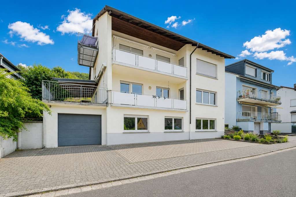 Immobilie in Neckarsteinach - Wohnen, vermieten, gestalten - vielseitiges 4-Familienhaus mit Neckarblick in Neckarsteinach - Bild 0