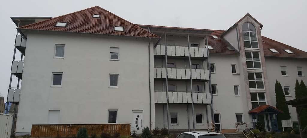 Immobilie in Plößberg - 2-Zimmer-ETW mit Carport als Renditeobjekt - betreutes Wohnen - Bild 1