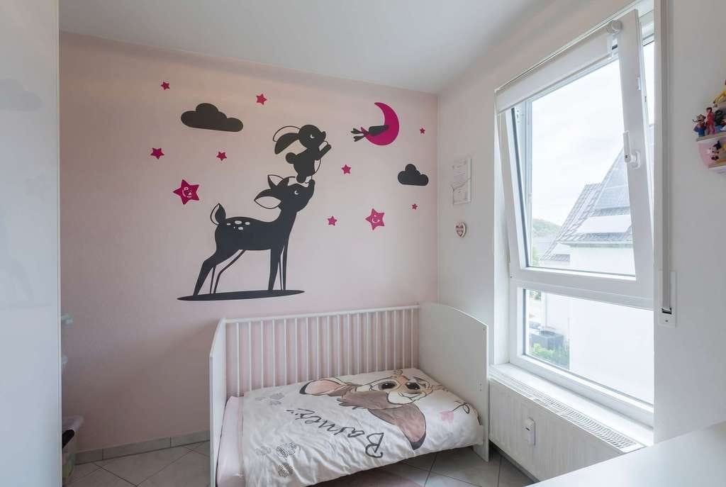 Immobilie in Mundelsheim - Moderne 3-Zimmer-Wohnung mit Balkon, Weinbergblick und Stellplatz - Bild 3