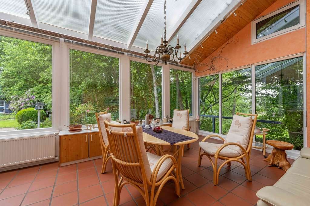 Immobilie in Oeversee - Sehr gepflegtes Haus mit optionaler 1,9 ha Hauskoppel und großer Garage/Werkstatt an der Treene - Bild 1