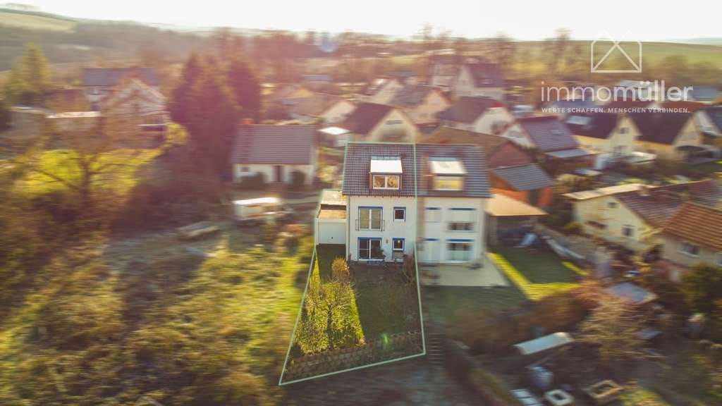 Immobilie in Ebertsheim - Niedrige Energiekosten, hoher Wohnwert – ein Zuhause mit Perspektive in absolut ruhiger Lage! - Bild 2