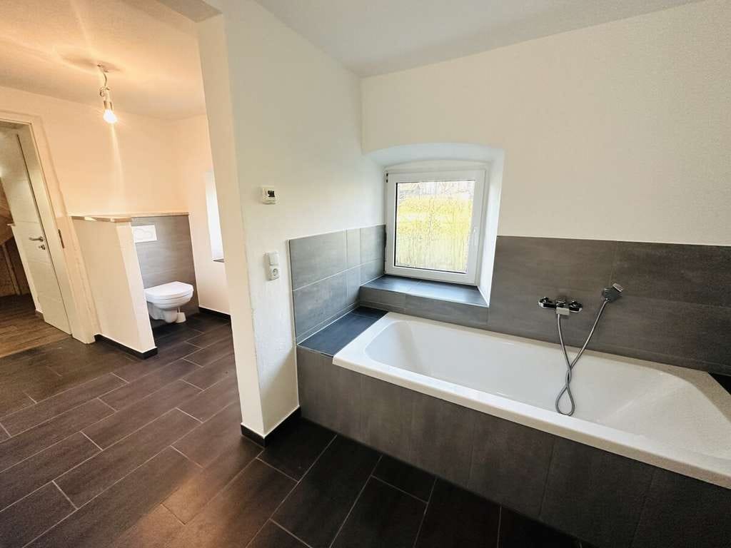 Immobilie in Simbach - Modern sanierte Doppelhaushälfte - Wohnkomfort auf drei Ebenen - Bild 3