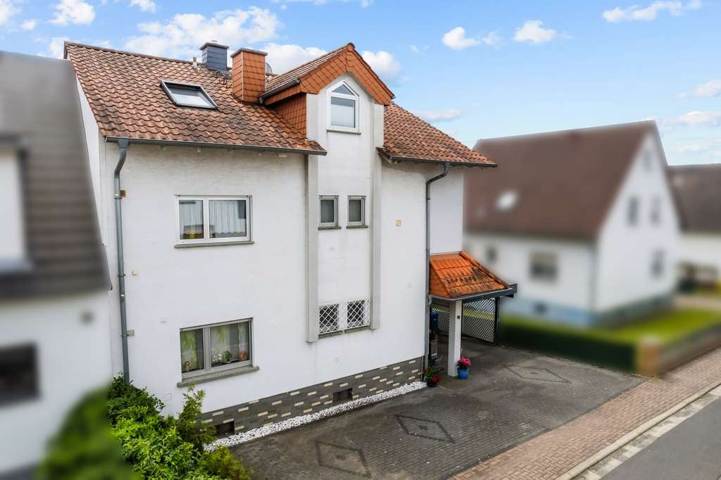 Immobilie in Freigericht - **Großzügiges Zwei-Familien-Wohnhaus in attraktiver Wohnlage** - Bild 1
