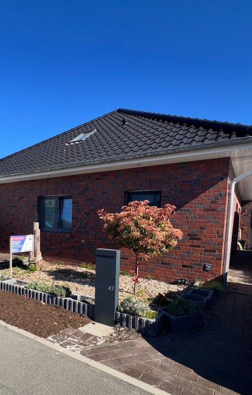 Immobilie in Rhede (Ems) - Moderner  neuer  180m² Bungalow am Wasser mit eigenem Bootsanleger und Nähe zum Spieksee - Bild 3