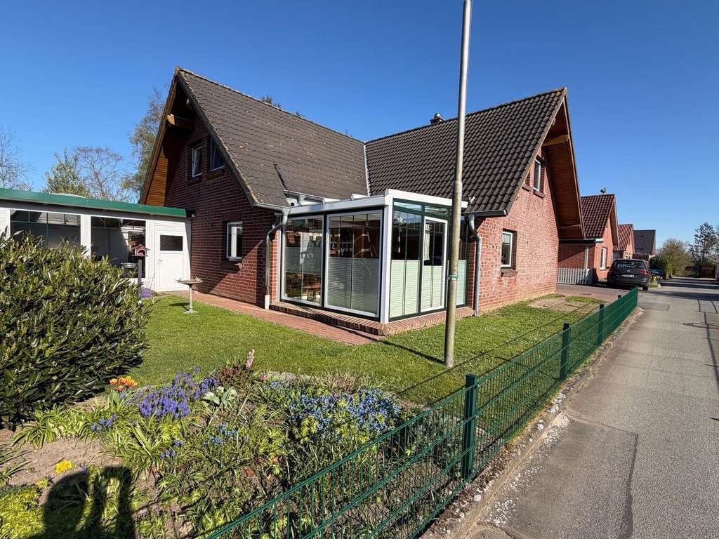 Immobilie in Nordhastedt - Gepflegtes Raumwunder mit Einliegerwohnung in Nordhastedt - Bild 1