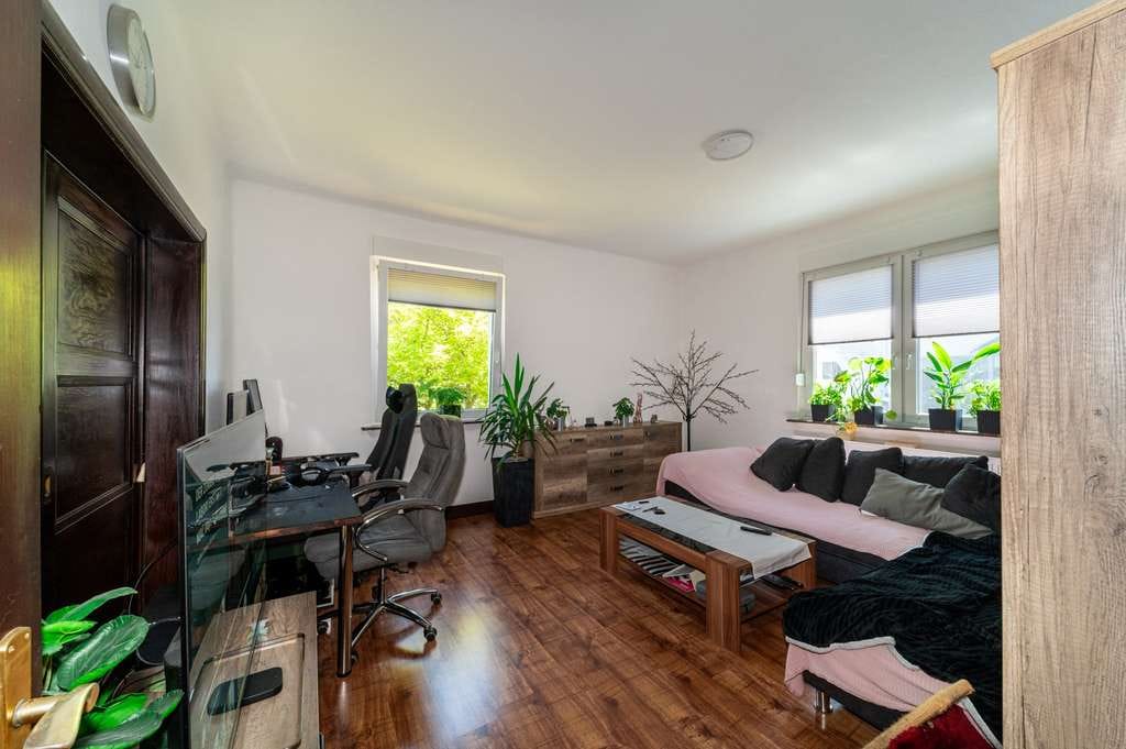 Immobilie in Meschede - Modernisiertes Zweifamilienhaus in guter Lage - Bild 4